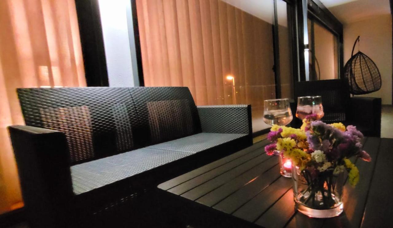 Geresmarinahouse Villa Luaran gambar