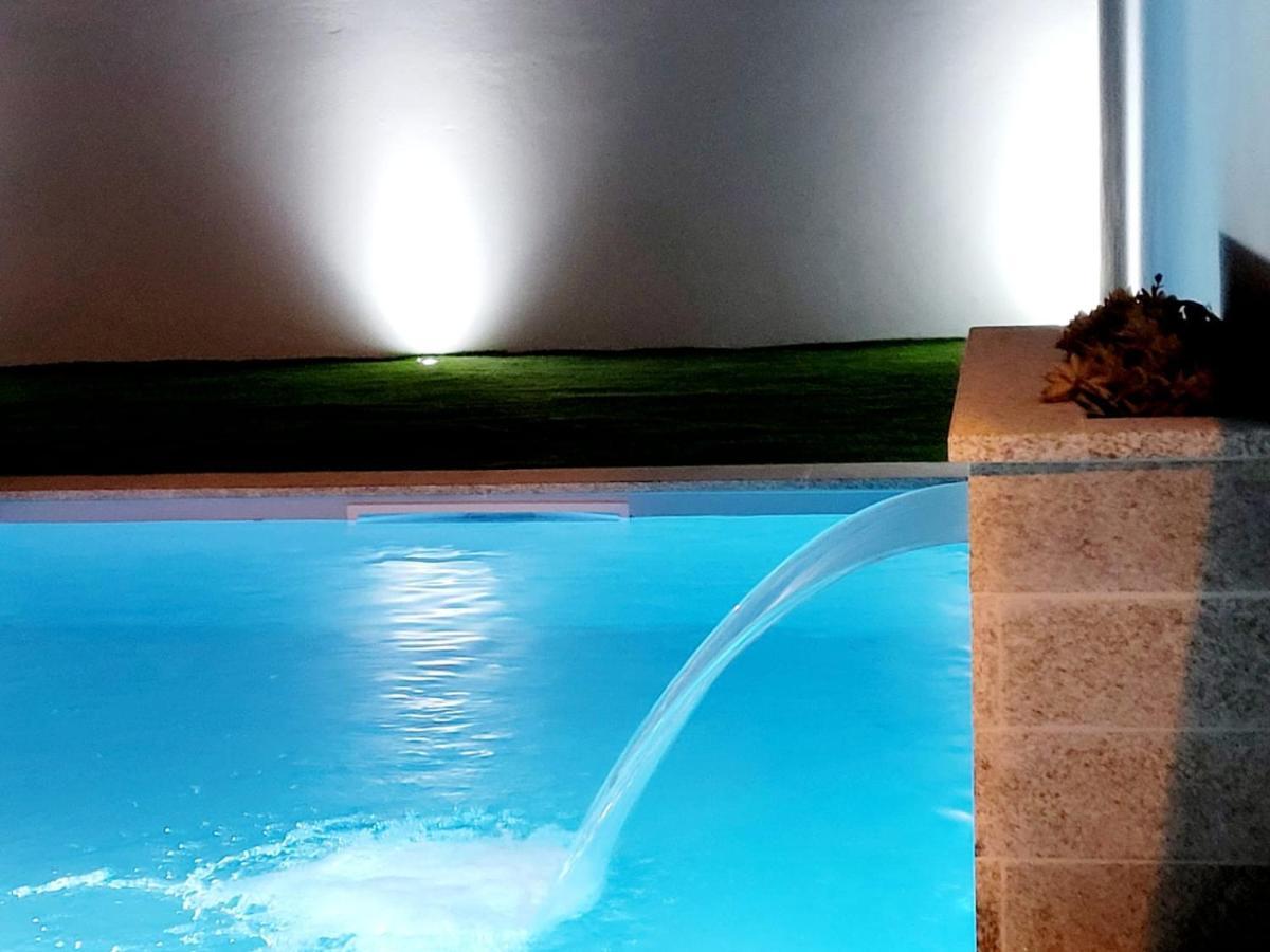 Geresmarinahouse Villa Luaran gambar