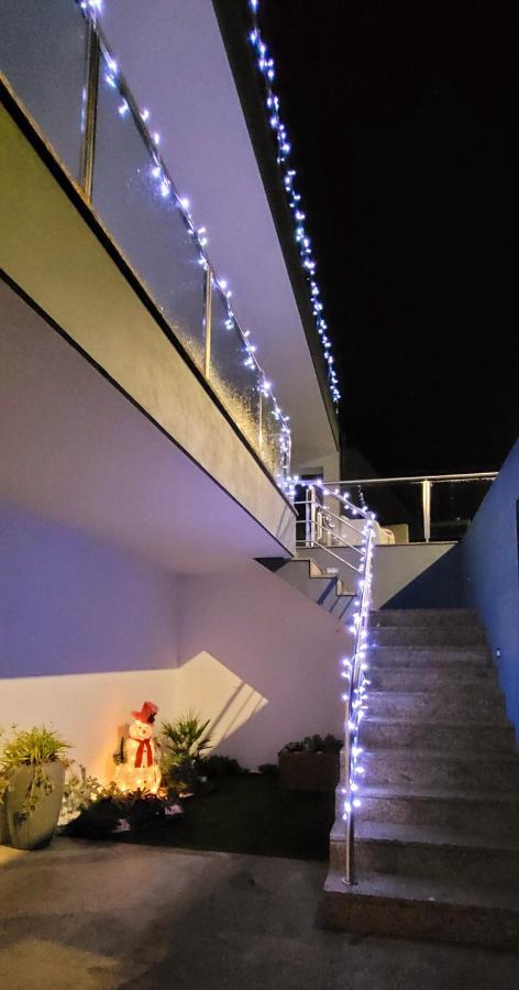 Geresmarinahouse Villa Luaran gambar
