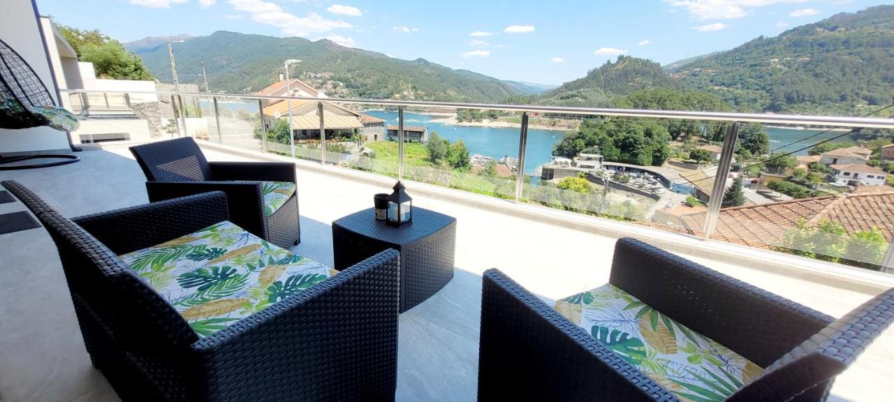 Geresmarinahouse Villa Luaran gambar