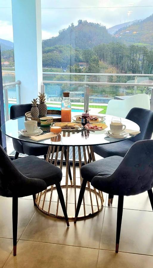 Geresmarinahouse Villa Luaran gambar
